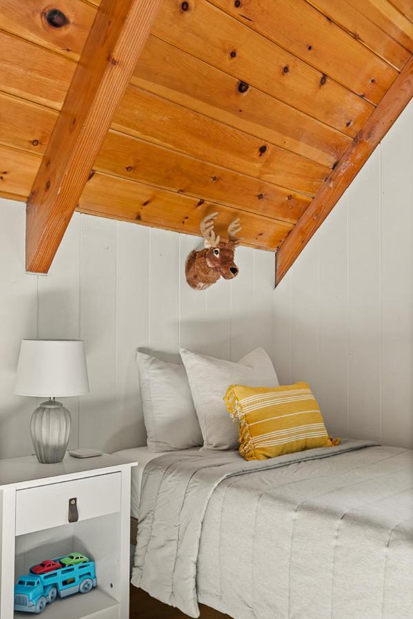 Romantic & Family Friendly Chalet In The Woods Лейк-Арроугед Екстер'єр фото